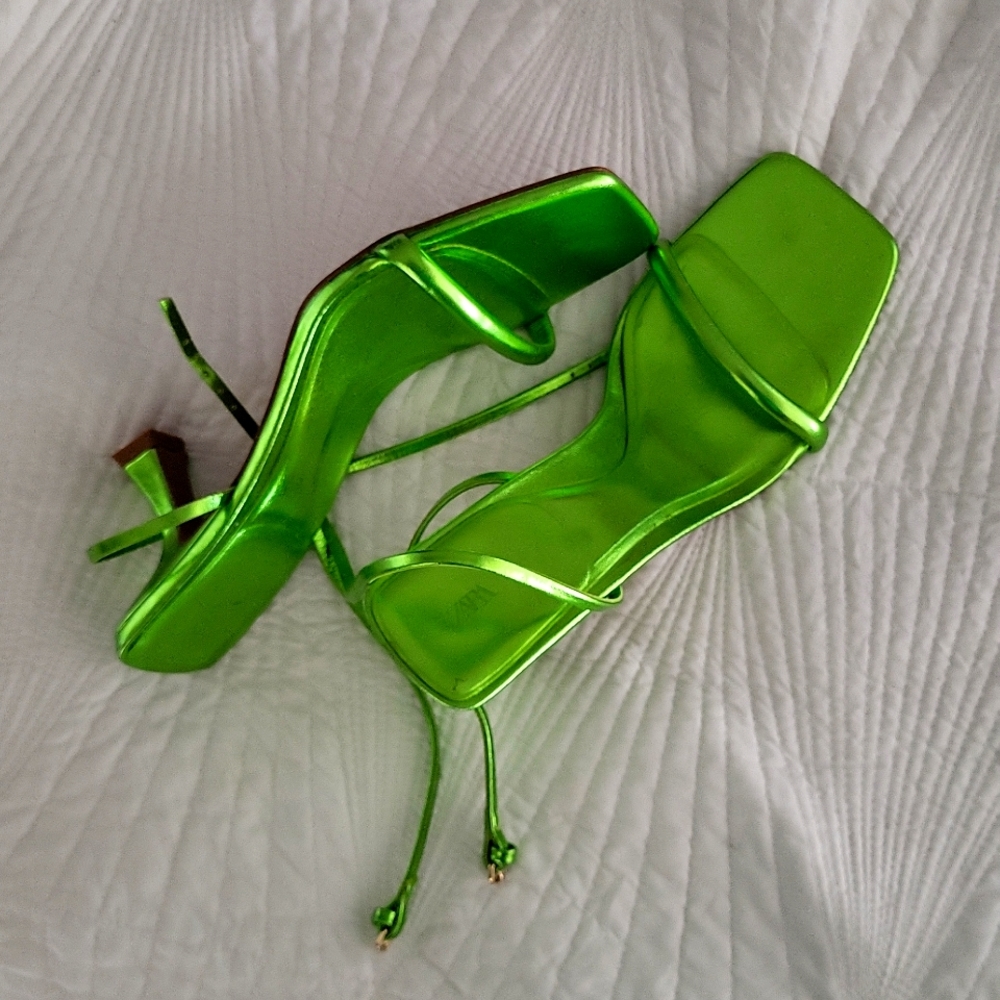 Zara Green Metallic Kitten Heels Size 39